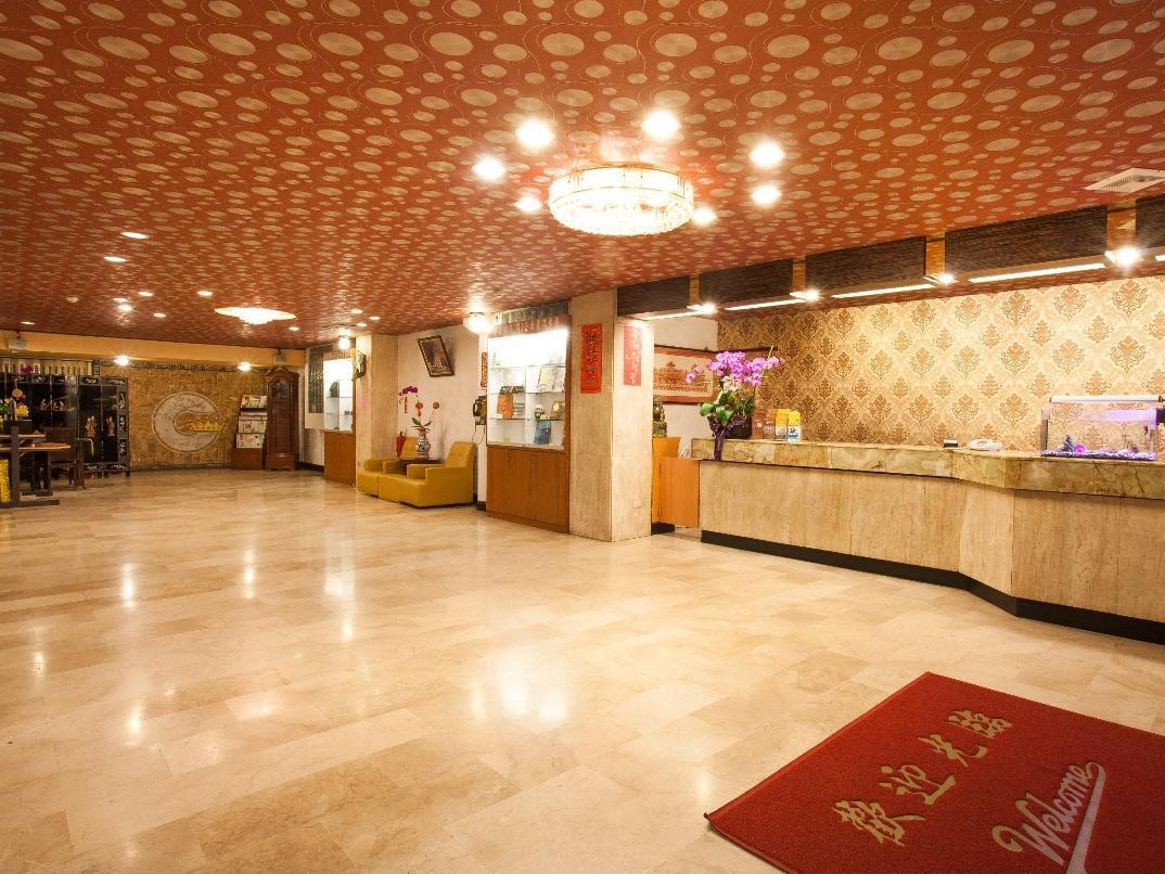 カギ クラウンホテル 嘉義市 エクステリア 写真